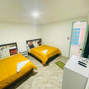 Habitación con 2 Camas Individuales